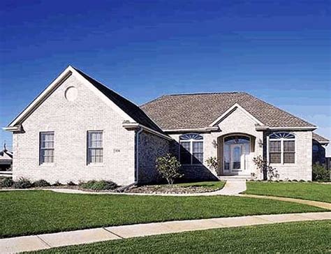 Traditional Style House Plans | House plans, Traditional house plan ...