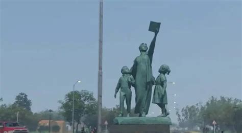 Emplazar N Monumento A Rosario Vera Pe Aloza Nueva Rioja