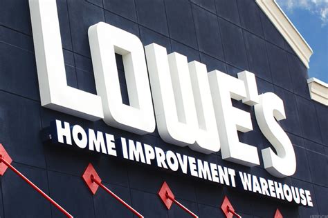 Home Depot Is a Better Trade Than Lowe's - TheStreet