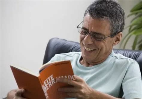 Leite Derramado Romance De Chico Buarque Ser Adaptado Para O Cinema