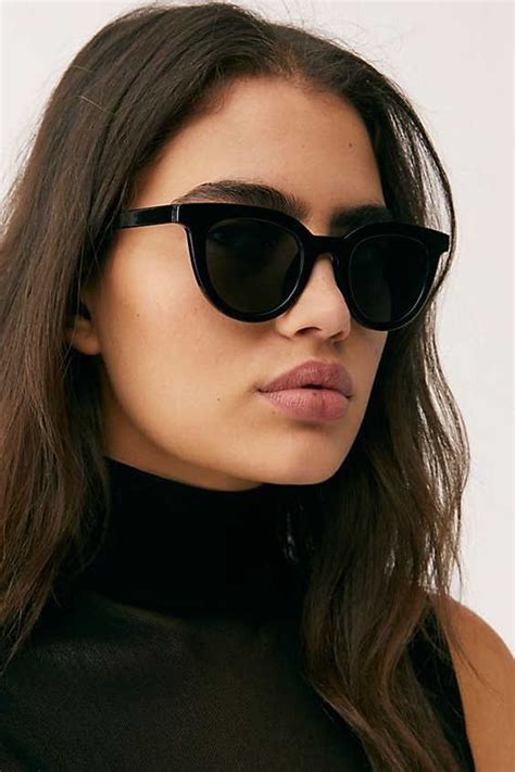 Women Sunglasses Trends For Summer 2023 Fashion Canons