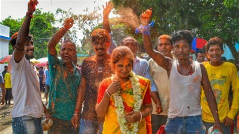 In Photos Tmc Dominates Bengal Rural Polls By Bagging Over 12518