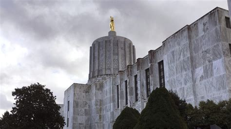 Oregon Supreme Court Rules Gop Lawmakers Who Walked Out Cant Run For