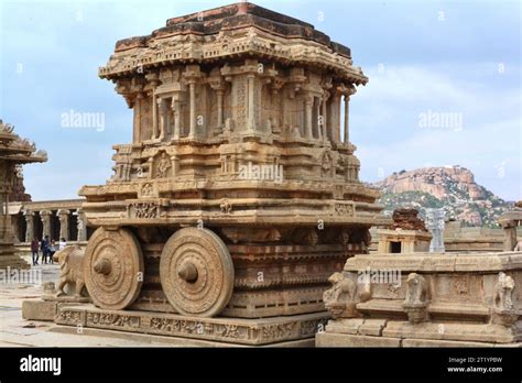 Vitthal Mandir Hi Res Stock Photography And Images Alamy