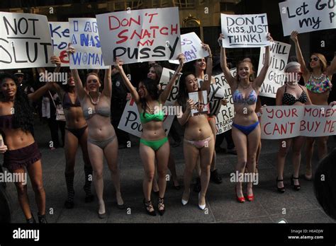 Donald Trump Bikini Hi Res Stock Photography And Images Alamy