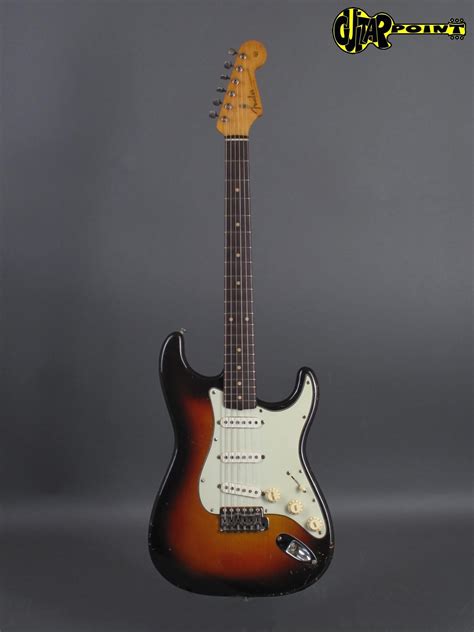 1959 Fender Stratocaster - 3-tone Sunburst-Vi59FeStr3tSB45549