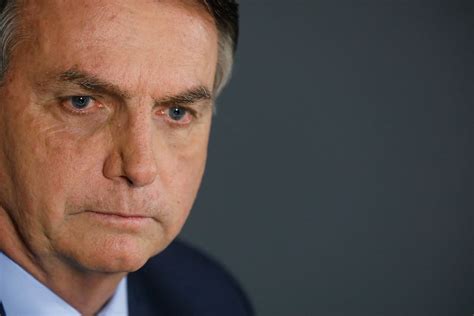 Bolsonaro sobre coronavírus Alguns vão morrer lamento essa é a vida