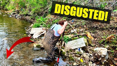 Disturbing Find While River Treasure Hunting And Mudlarking For Antique Bottles Youtube