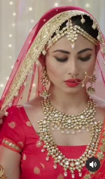 Pin On Shivangi Mouni Roy Nagin 2