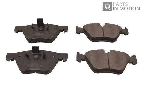 Brake Pads Set Fits Bmw 525d E60 E61 2 5d Front 04 To 10 Adl 34112288856 New Ebay