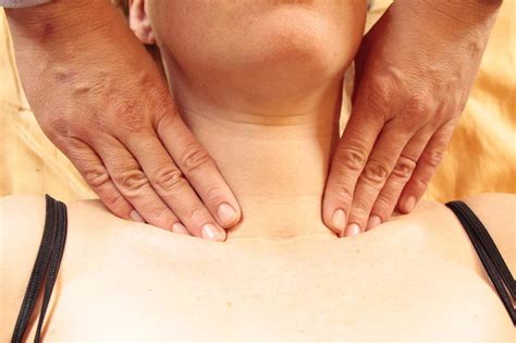 Lymphatic Drainage Massage Drain Your Head And Breathe