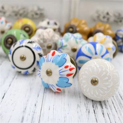 4PCS Retro depicting art Ceramic Knobs Vintage knobs and pulls for cabinets Drawer Dresser ...