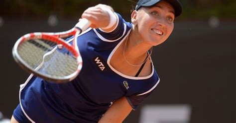 Us Open Practice Elena Vesnina Prepares To Take On Anna Blinkova