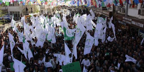 Yeşil Sol Parti den Hakkari coşkulu miting