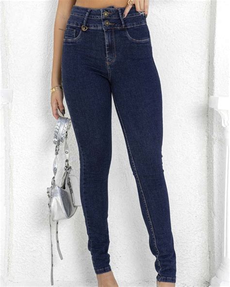 Calça Jeans Feminina Skinny Hot Pants Com Cós Duplo E Barra Dobrável