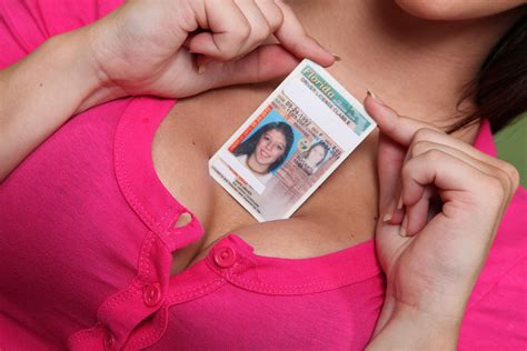 Brittany Harper Busty Teen Slut 053 Porn Pic