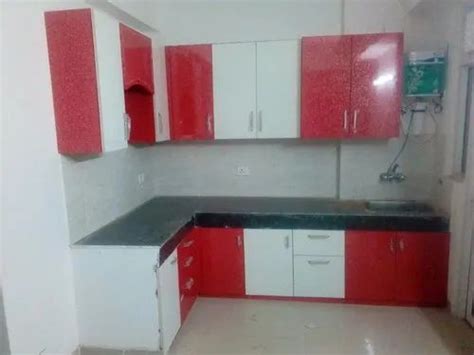 L Shape Plywood L Shaped Modular Kitchen At Rs 1400 Square Feet In