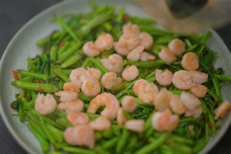 Resep Tumis Kangkung Terasi Udang Menu Simpel Yang Bergizi