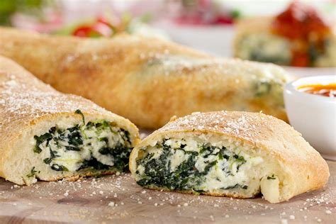 Spinach and Cheese Stromboli | MrFood.com