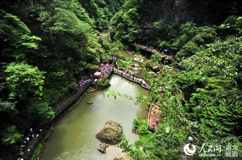 湖北宜昌：夏游“三峡大瀑布” 山水“氧吧”觅清凉