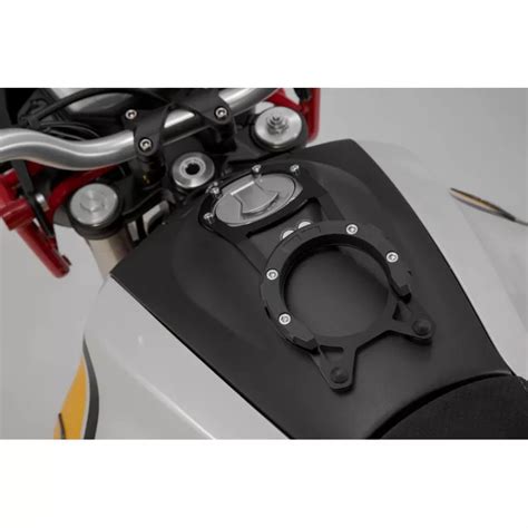 Anneau de réservoir PRO SW MOTECH Noir pour Moto Guzzi V85 TT 2019 et