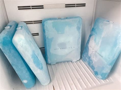 Đá Gel Có Tái Sử Dụng Được Không và Giữ Lạnh Được Bao Lâu