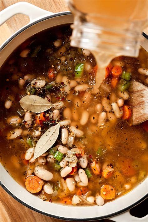 Hearty Tuscan White Bean Soup Kalejunkie