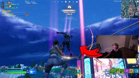 Tfue Has An Insane Midair Fight 😳 Fortnite Youtube