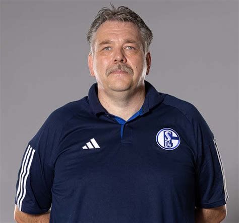 Trainer und Staff U15 Knappenschmiede Schalke Fußball