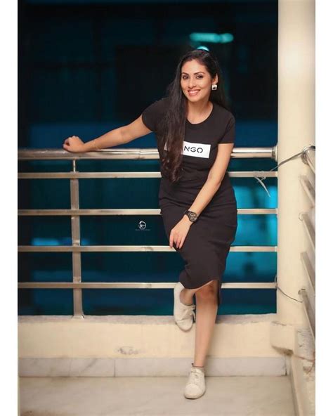 Sadaa Looking Cute In Black Dress Telugu Rajyam Photos