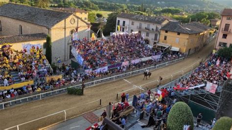 Giostra Del Saracino Di Sarteano Le Liste Dei Giostratori Delle