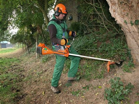 Strimmer Brush Cutter For Hire Hampshire Surrey And Berkshire