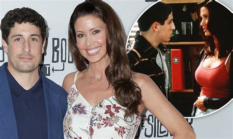 Jason Biggs Reunites With His American Pie Co Star Shannon Elizabeth