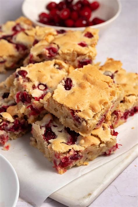 Cranberry Christmas Cake Insanely Good