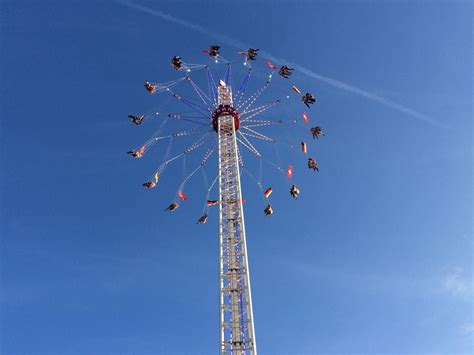 【キルメス2024】デュッセルドルフの夏の風物詩｜ライン川最大の移動式遊園地はヤバい！ タビシタ