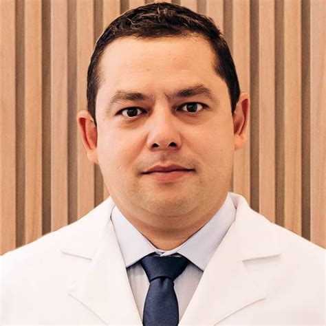 Dr Thiago Silveira opiniões Urologista São Paulo Doctoralia