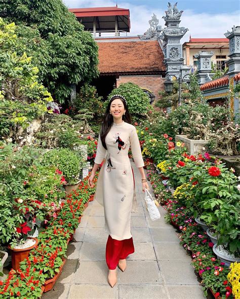 Street style Tết của hội hot girl sành mặc Instagram