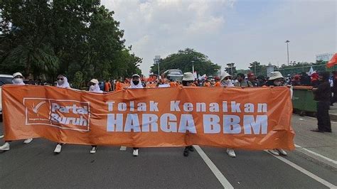 Tuntutan Dari Partai Buruh Indonesia Dalam Demo Di Depan Istana