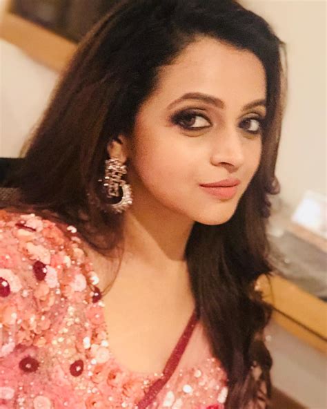 Bhavana Hot Navel Photos And Videos Malayalam Actress Bhavana Hot Images