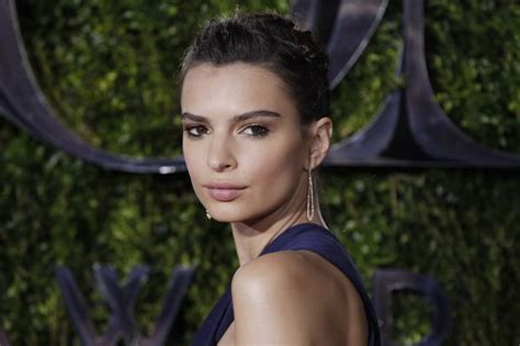 Emily Ratajkowski Sends Temperatures Soaring In A Tiny Leopard Print Bikini Mirror Online