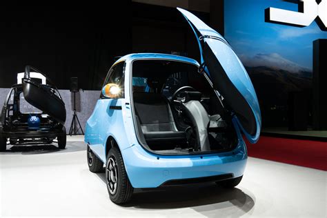 The Microlino Is An Adorably Tiny Electric City Car With Two Versions