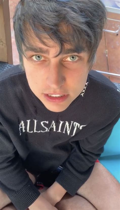 Pin By Feryn On Colby Brock Colby Brock Sam And Colby Hot Emo Boy