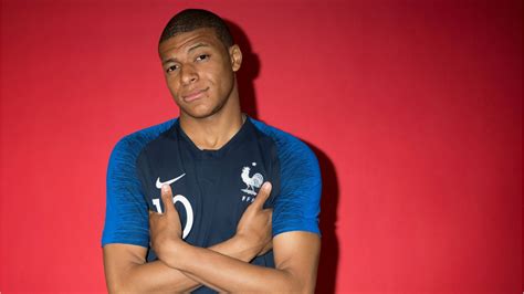 Voici Kylian Mbapp La Star De L Quipe De France Refuse Une