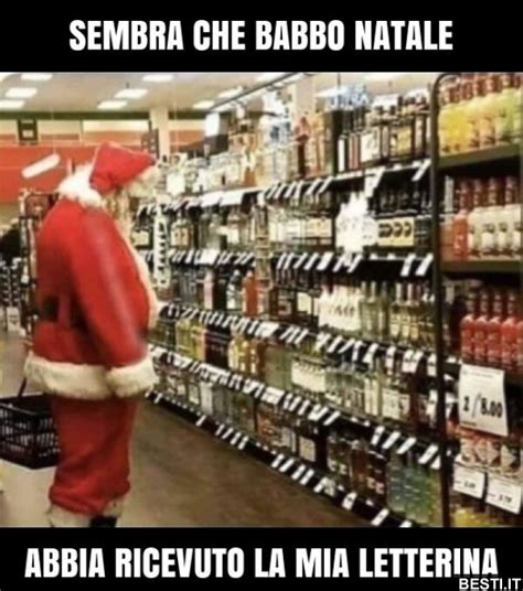 Sembra Che Babbo Natale Besti It Immagini Divertenti Foto