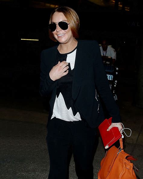 Lindsay Lohan Arrives At Lax Airport In Los Angeles Hawtcelebs