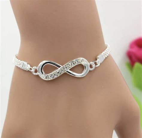 Narukvica Sa Znakom Rhinestone Infinity Bracelet Novo