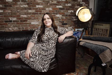 Aidy Bryant On What That Awkward Shrill Scene Reveals Los Angeles Times