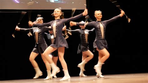 Ma Oretki Viva Strzelce Wielkie Baton Mini Formation Majorettes