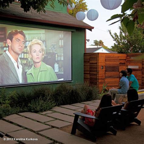 25 Amazing Outdoor Home Cinemas Outdoor Cinema Outdoor Theater Backyard Movie Theaters