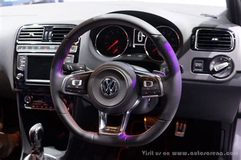 Volkswagen Polo GTI Interiors (2)